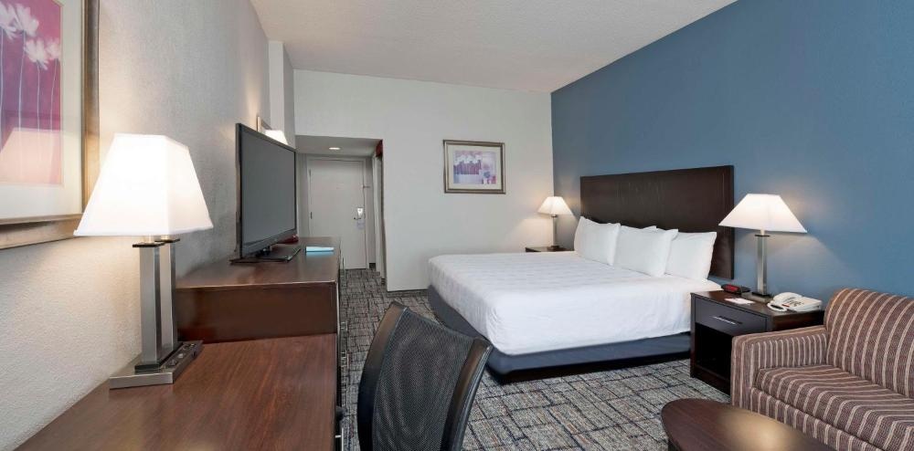 Best Western Plus Hotel & Conference Center Image 51
